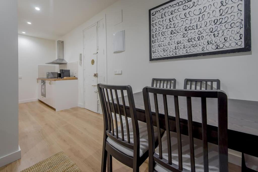 Cozy Apt Para 6Pax A Escasos Metros Del Retiro マドリード エクステリア 写真